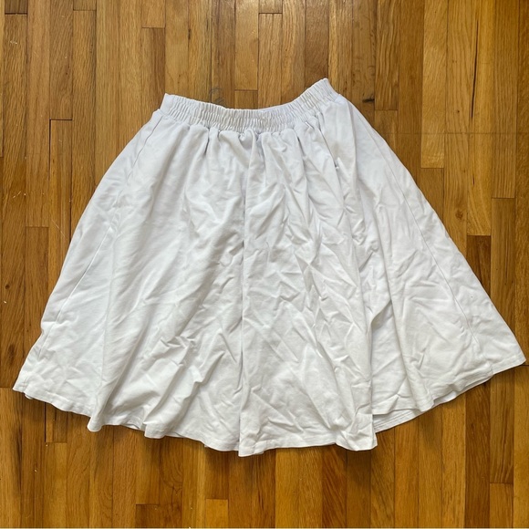 Teela Girls White Knee Length Flowy Skirt Size 16 - Picture 2 of 9